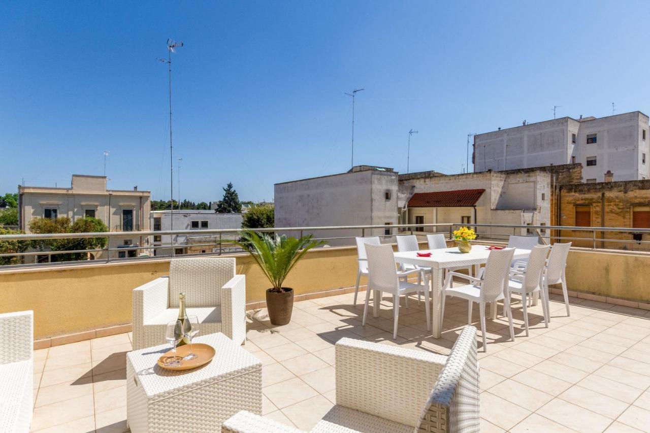 Roomy Apartment With Terrace & Parking Λέτσε Εξωτερικό φωτογραφία