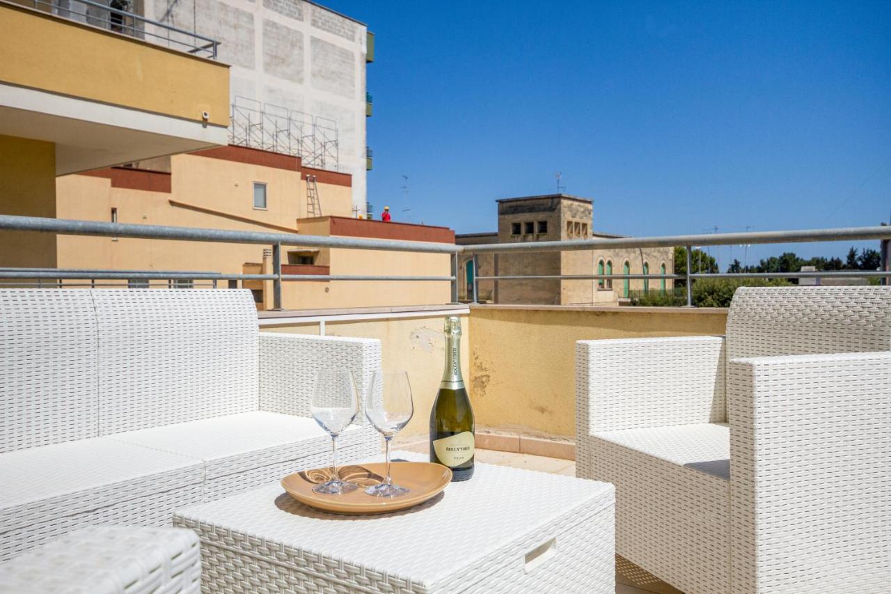 Roomy Apartment With Terrace & Parking Λέτσε Εξωτερικό φωτογραφία